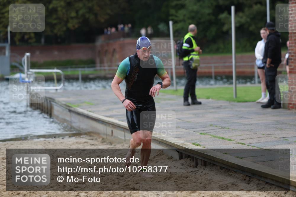 13.09.2026 - Stadtparktriathlon Mo-Foto http://msf.ph/oto/10258377 13.09.2026 11:52:50 Schwimmen 1028, 1063 meine-sportfotos.de