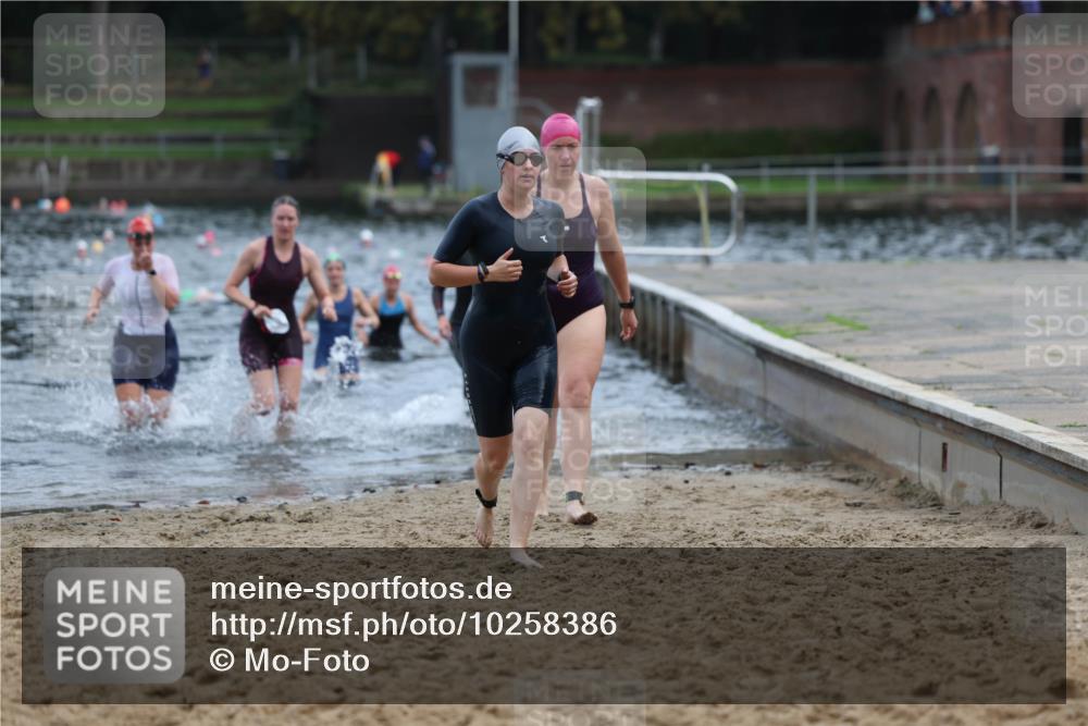 13.09.2026 - Stadtparktriathlon Mo-Foto http://msf.ph/oto/10258386 13.09.2026 11:12:50 Schwimmen 710, 713, 716, 721, 730, 780, 801 meine-sportfotos.de