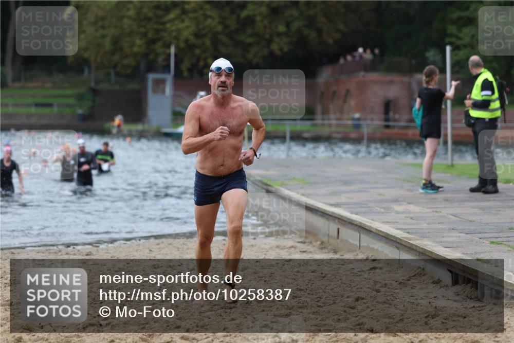 13.09.2026 - Stadtparktriathlon Mo-Foto http://msf.ph/oto/10258387 13.09.2026 11:53:02 Schwimmen 970, 971, 1063 meine-sportfotos.de