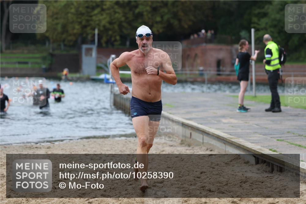 13.09.2026 - Stadtparktriathlon Mo-Foto http://msf.ph/oto/10258390 13.09.2026 11:53:02 Schwimmen 970, 971, 1063 meine-sportfotos.de