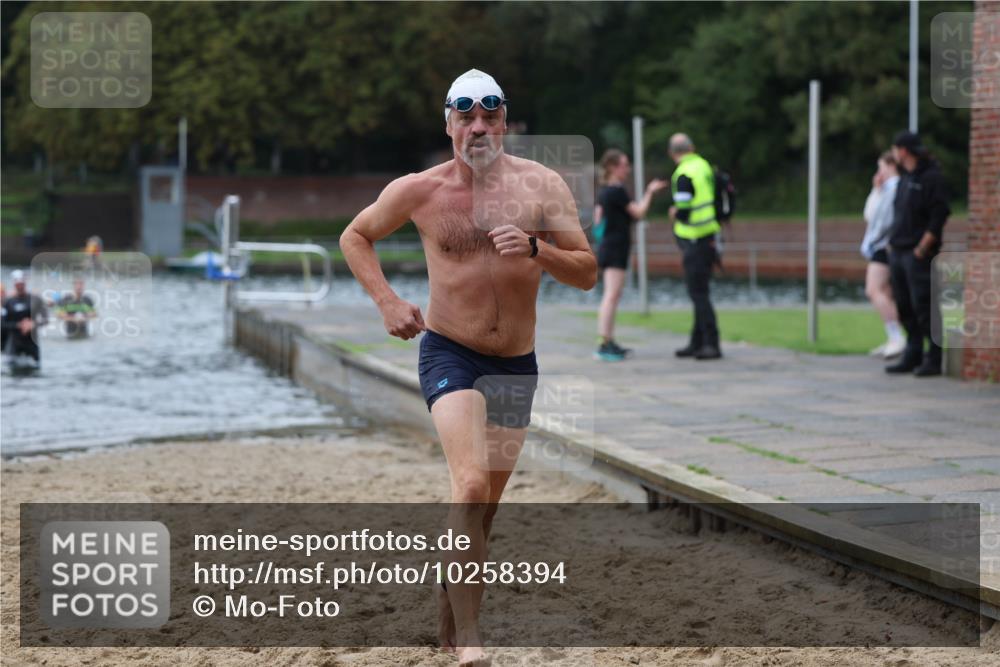 13.09.2026 - Stadtparktriathlon Mo-Foto http://msf.ph/oto/10258394 13.09.2026 11:53:03 Schwimmen 970, 971, 1063 meine-sportfotos.de