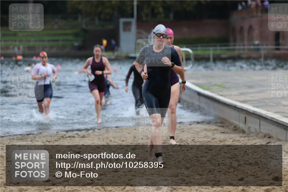 13.09.2026 - Stadtparktriathlon Mo-Foto http://msf.ph/oto/10258395 13.09.2026 11:12:51 Schwimmen 710, 713, 716, 721, 730, 780, 801 meine-sportfotos.de