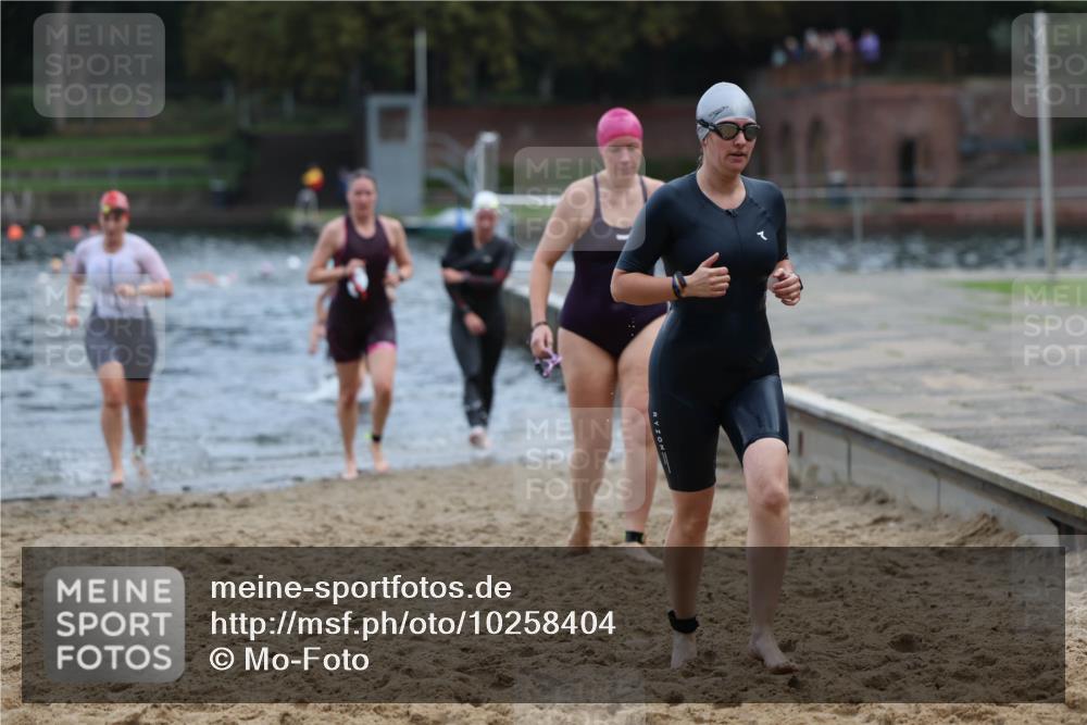 13.09.2026 - Stadtparktriathlon Mo-Foto http://msf.ph/oto/10258404 13.09.2026 11:12:52 Schwimmen 710, 713, 716, 721, 730, 780, 801 meine-sportfotos.de