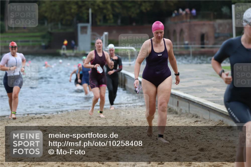 13.09.2026 - Stadtparktriathlon Mo-Foto http://msf.ph/oto/10258408 13.09.2026 11:12:53 Schwimmen 710, 713, 716, 721, 730, 780, 801 meine-sportfotos.de