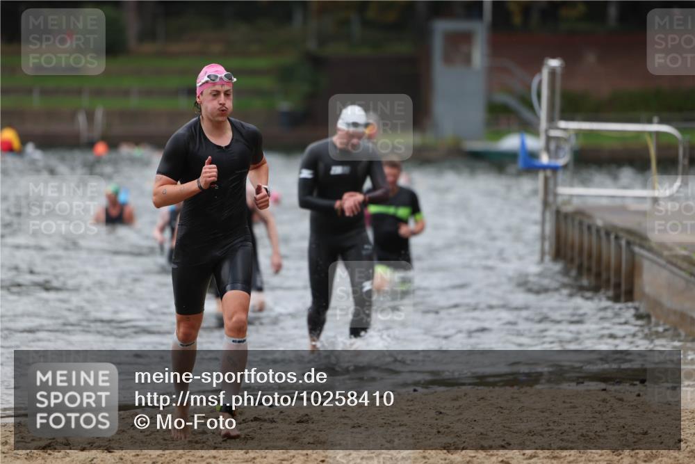 13.09.2026 - Stadtparktriathlon Mo-Foto http://msf.ph/oto/10258410 13.09.2026 11:53:11 Schwimmen 955, 970, 974, 998, 1040 meine-sportfotos.de