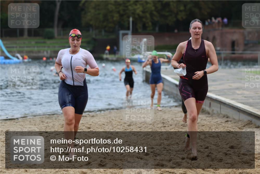 13.09.2026 - Stadtparktriathlon Mo-Foto http://msf.ph/oto/10258431 13.09.2026 11:12:56 Schwimmen 710, 713, 716, 721, 730, 780, 801 meine-sportfotos.de