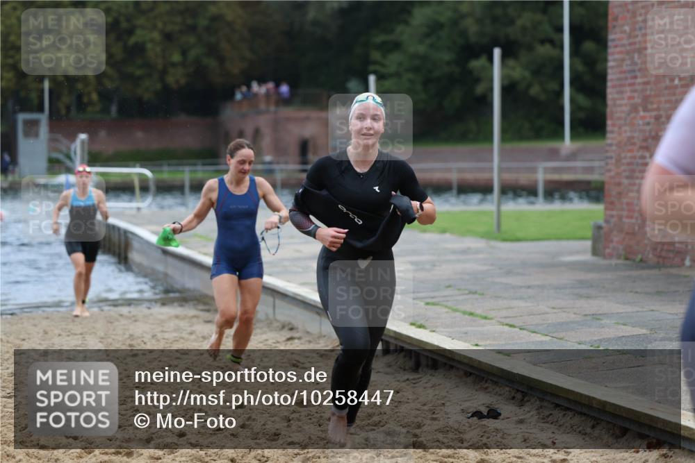 13.09.2026 - Stadtparktriathlon Mo-Foto http://msf.ph/oto/10258447 13.09.2026 11:12:58 Schwimmen 710, 716, 721, 730, 780, 801 meine-sportfotos.de