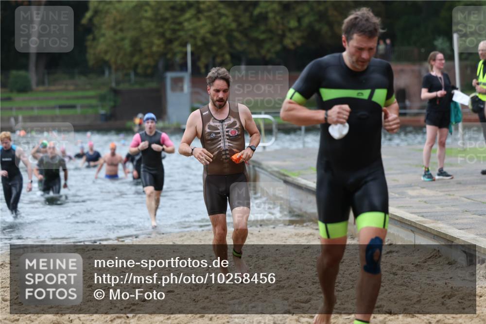 13.09.2026 - Stadtparktriathlon Mo-Foto http://msf.ph/oto/10258456 13.09.2026 11:53:23 Schwimmen 951, 955, 974, 980, 998, 1035, 1040, 1055, 1057, 1066 meine-sportfotos.de