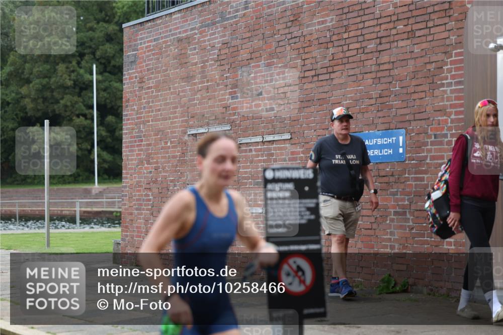 13.09.2026 - Stadtparktriathlon Mo-Foto http://msf.ph/oto/10258466 13.09.2026 11:13:01 Schwimmen 710, 716, 730, 801 meine-sportfotos.de