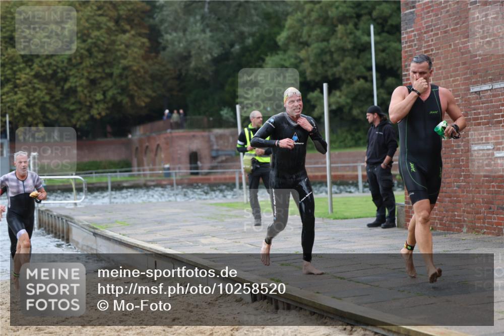 13.09.2026 - Stadtparktriathlon Mo-Foto http://msf.ph/oto/10258520 13.09.2026 11:53:34 Schwimmen 951, 1026, 1035, 1050, 1051, 1055, 1057, 1062, 1066, 1067 meine-sportfotos.de