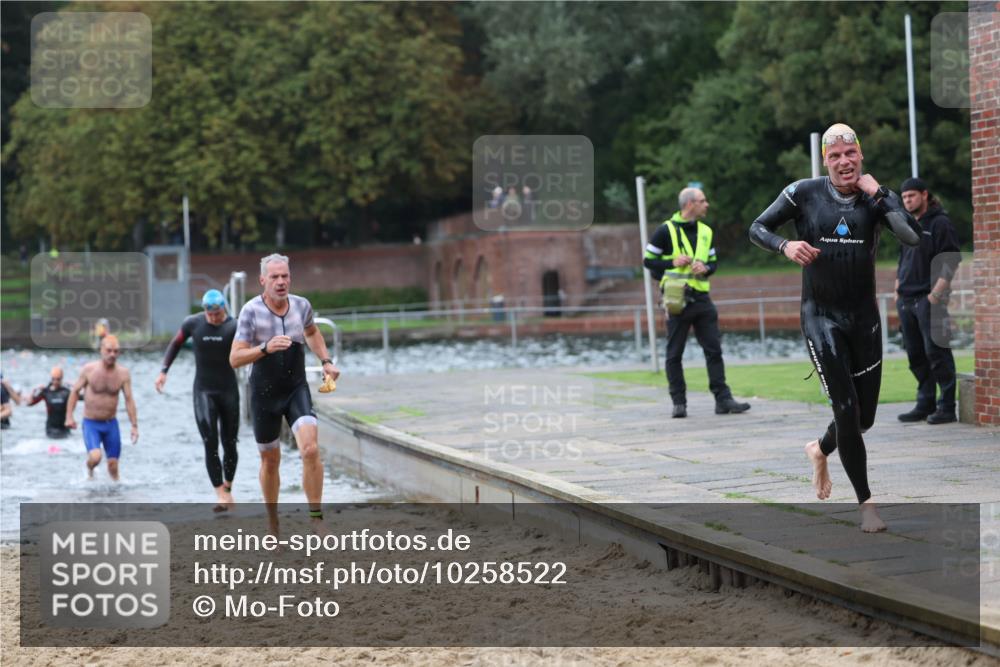 13.09.2026 - Stadtparktriathlon Mo-Foto http://msf.ph/oto/10258522 13.09.2026 11:53:34 Schwimmen 951, 1026, 1035, 1050, 1051, 1055, 1057, 1062, 1066, 1067 meine-sportfotos.de