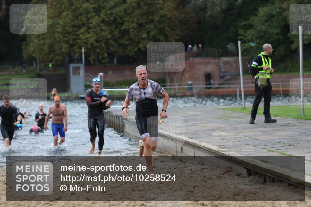 13.09.2026 - Stadtparktriathlon Mo-Foto http://msf.ph/oto/10258524 13.09.2026 11:53:35 Schwimmen 951, 1007, 1026, 1035, 1050, 1051, 1054, 1055, 1057, 1062, 1066, 1067 meine-sportfotos.de