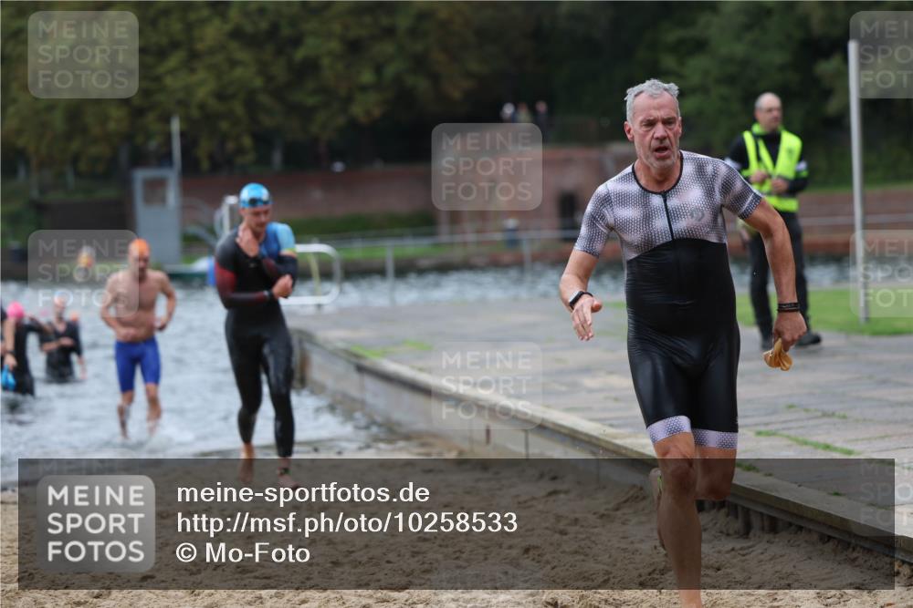 13.09.2026 - Stadtparktriathlon Mo-Foto http://msf.ph/oto/10258533 13.09.2026 11:53:36 Schwimmen 951, 1007, 1026, 1035, 1050, 1051, 1054, 1055, 1062, 1066, 1067 meine-sportfotos.de