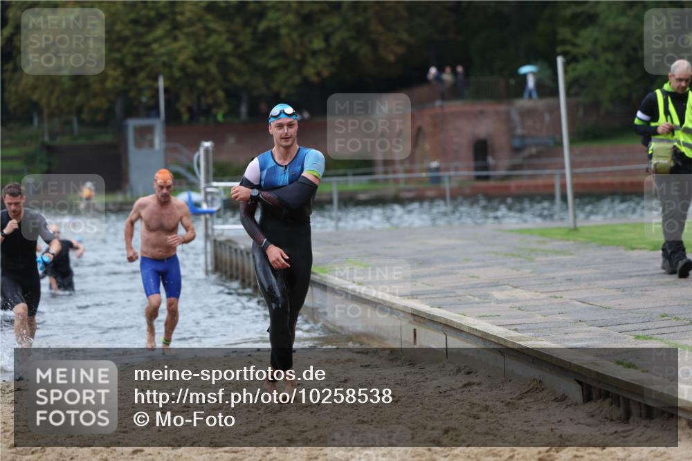 13.09.2026 - Stadtparktriathlon Mo-Foto http://msf.ph/oto/10258538 13.09.2026 11:53:37 Schwimmen 951, 1007, 1026, 1035, 1050, 1051, 1054, 1062, 1066, 1067 meine-sportfotos.de