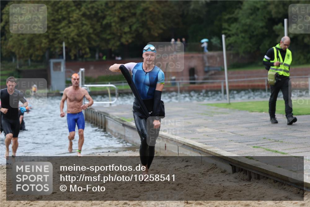 13.09.2026 - Stadtparktriathlon Mo-Foto http://msf.ph/oto/10258541 13.09.2026 11:53:38 Schwimmen 951, 1007, 1026, 1035, 1050, 1051, 1054, 1062, 1066, 1067 meine-sportfotos.de