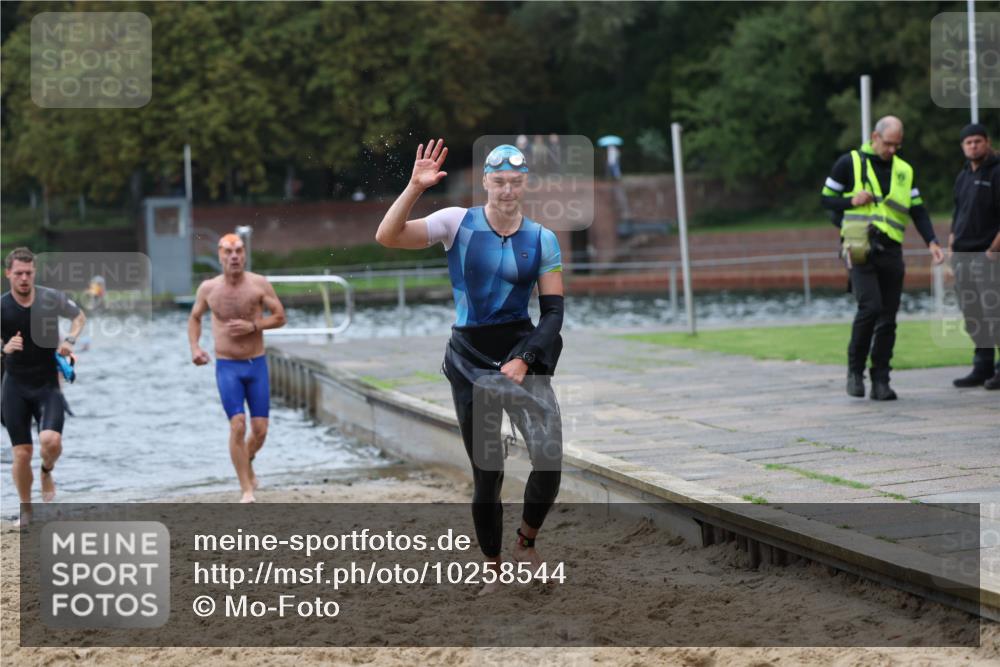 13.09.2026 - Stadtparktriathlon Mo-Foto http://msf.ph/oto/10258544 13.09.2026 11:53:38 Schwimmen 951, 1007, 1026, 1035, 1050, 1051, 1054, 1062, 1066, 1067 meine-sportfotos.de