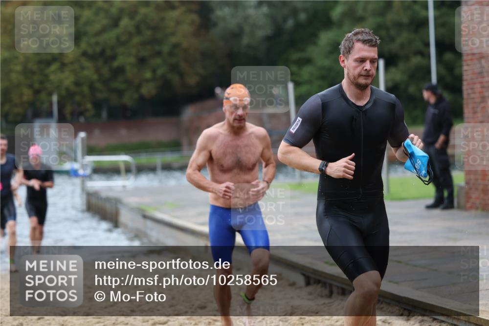 13.09.2026 - Stadtparktriathlon Mo-Foto http://msf.ph/oto/10258565 13.09.2026 11:53:42 Schwimmen 957, 1007, 1024, 1026, 1050, 1051, 1054, 1062, 1067 meine-sportfotos.de