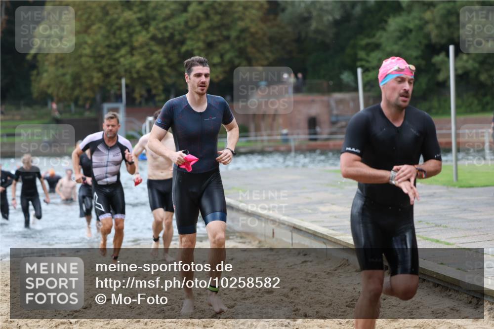 13.09.2026 - Stadtparktriathlon Mo-Foto http://msf.ph/oto/10258582 13.09.2026 11:53:46 Schwimmen 957, 986, 1007, 1024, 1026, 1051, 1054, 1062 meine-sportfotos.de