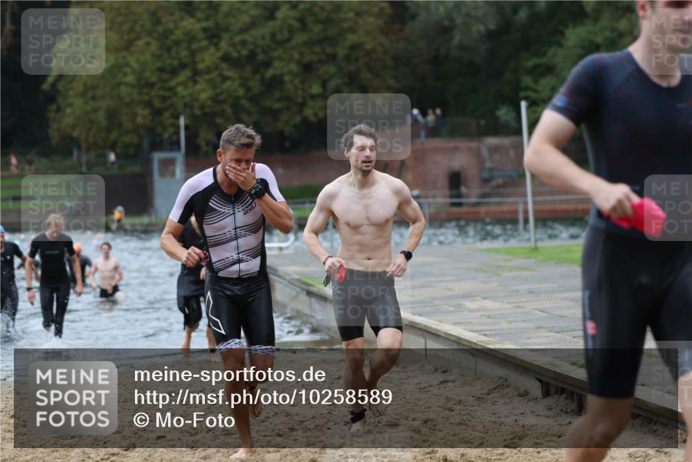 13.09.2026 - Stadtparktriathlon Mo-Foto http://msf.ph/oto/10258589 13.09.2026 11:53:48 Schwimmen 957, 986, 1007, 1024, 1026, 1051, 1054, 1062 meine-sportfotos.de