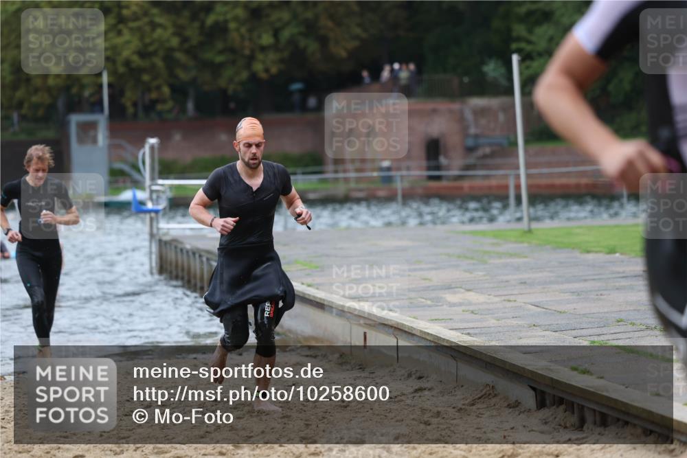 13.09.2026 - Stadtparktriathlon Mo-Foto http://msf.ph/oto/10258600 13.09.2026 11:53:50 Schwimmen 957, 986, 995, 1007, 1024, 1026, 1051, 1054 meine-sportfotos.de