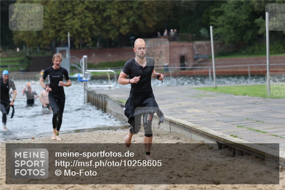13.09.2026 - Stadtparktriathlon Mo-Foto http://msf.ph/oto/10258605 13.09.2026 11:53:51 Schwimmen 957, 986, 995, 1007, 1024, 1026, 1054 meine-sportfotos.de