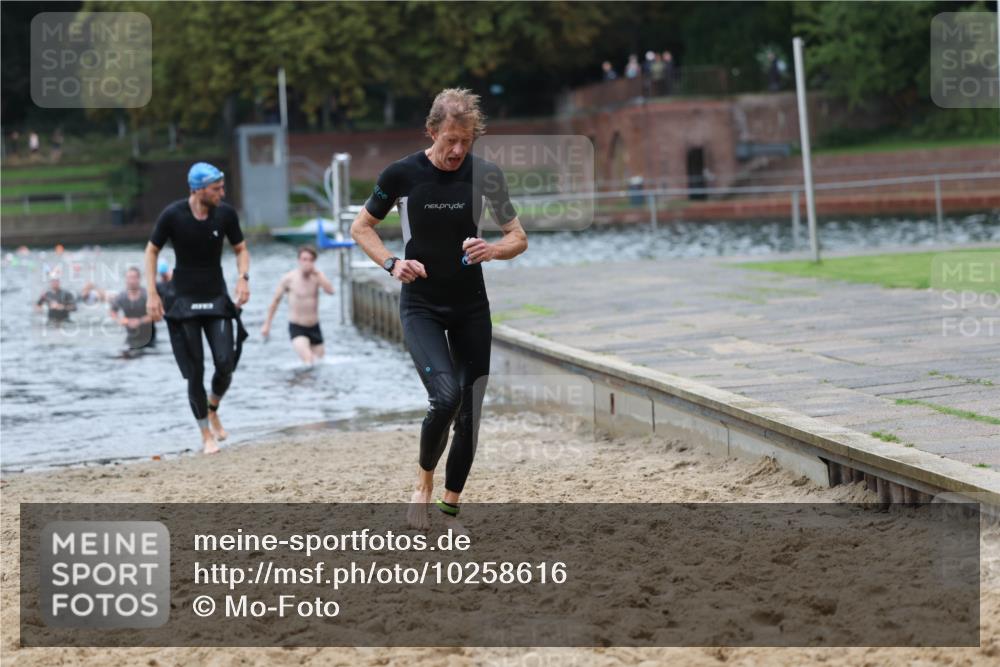 13.09.2026 - Stadtparktriathlon Mo-Foto http://msf.ph/oto/10258616 13.09.2026 11:53:53 Schwimmen 957, 986, 995, 1007, 1024, 1045, 1054 meine-sportfotos.de