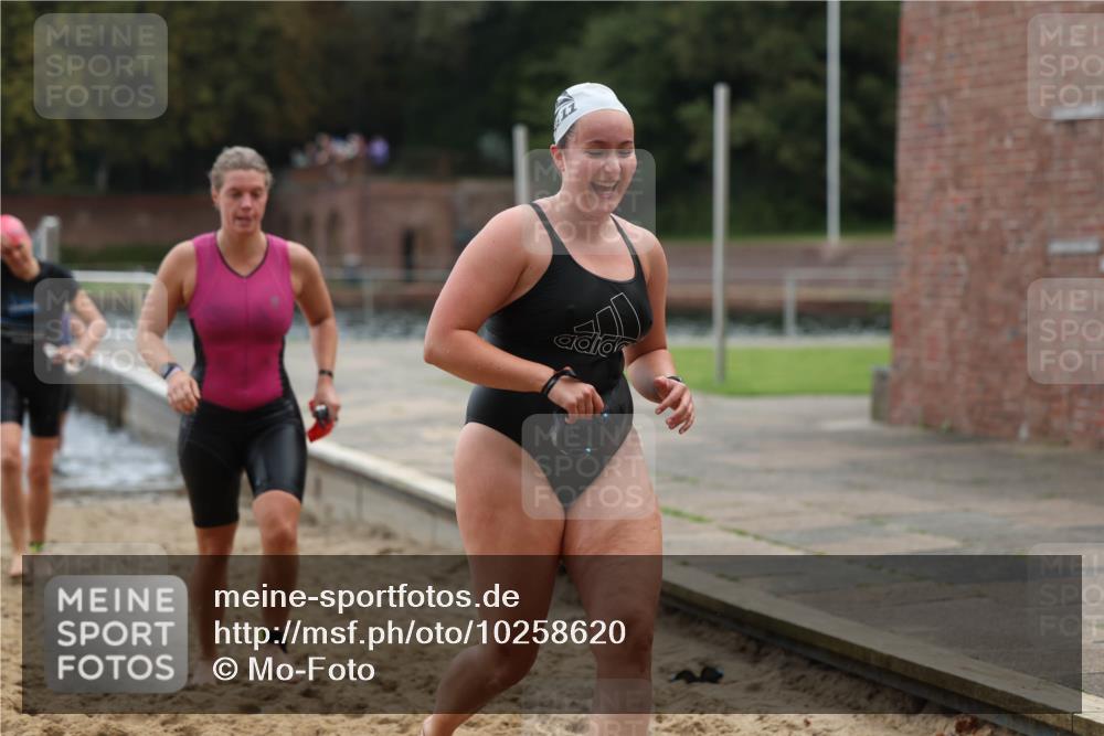 13.09.2026 - Stadtparktriathlon Mo-Foto http://msf.ph/oto/10258620 13.09.2026 11:13:34 Schwimmen 724, 737, 740, 741, 747, 750, 757, 805, 812, 822, 825, 826 meine-sportfotos.de