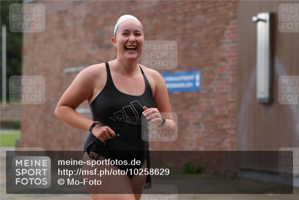 13.09.2026 - Stadtparktriathlon Mo-Foto http://msf.ph/oto/10258629 13.09.2026 11:13:35 Schwimmen 724, 728, 737, 740, 741, 747, 750, 757, 805, 812, 822, 825, 826 meine-sportfotos.de