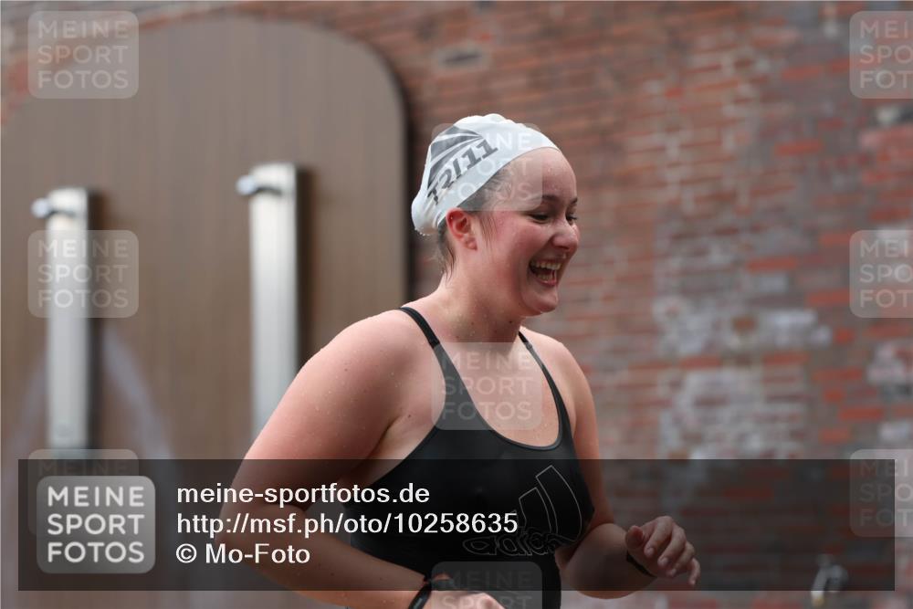 13.09.2026 - Stadtparktriathlon Mo-Foto http://msf.ph/oto/10258635 13.09.2026 11:13:35 Schwimmen 724, 728, 737, 740, 741, 747, 750, 757, 805, 812, 822, 825, 826 meine-sportfotos.de