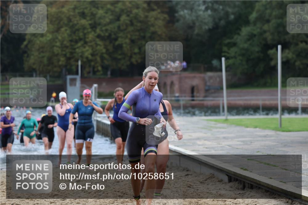 13.09.2026 - Stadtparktriathlon Mo-Foto http://msf.ph/oto/10258651 13.09.2026 11:13:38 Schwimmen 724, 728, 737, 740, 741, 750, 757, 805, 812, 822, 825, 826, 828 meine-sportfotos.de