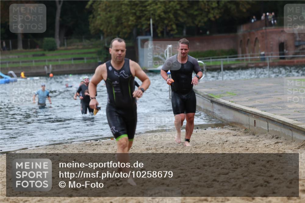 13.09.2026 - Stadtparktriathlon Mo-Foto http://msf.ph/oto/10258679 13.09.2026 11:54:05 Schwimmen 960, 961, 995, 1011, 1045, 1061 meine-sportfotos.de