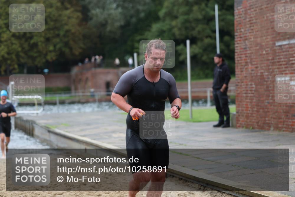 13.09.2026 - Stadtparktriathlon Mo-Foto http://msf.ph/oto/10258691 13.09.2026 11:54:09 Schwimmen 960, 961, 975, 1005, 1011, 1045, 1061 meine-sportfotos.de
