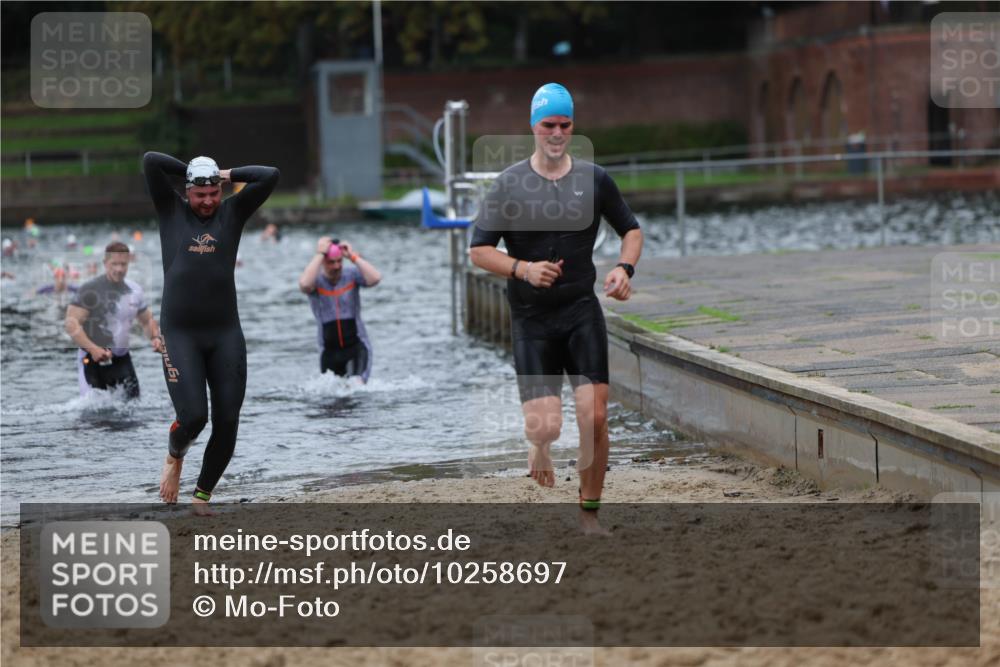 13.09.2026 - Stadtparktriathlon Mo-Foto http://msf.ph/oto/10258697 13.09.2026 11:54:11 Schwimmen 960, 961, 975, 1005, 1011, 1045, 1061 meine-sportfotos.de