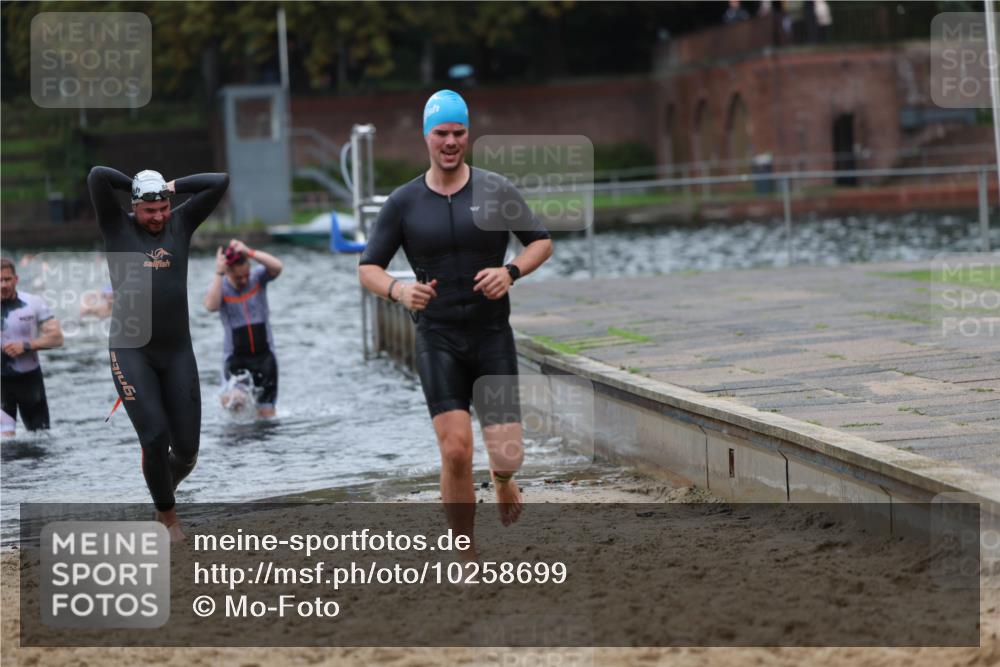 13.09.2026 - Stadtparktriathlon Mo-Foto http://msf.ph/oto/10258699 13.09.2026 11:54:11 Schwimmen 960, 961, 975, 1005, 1011, 1045, 1061 meine-sportfotos.de