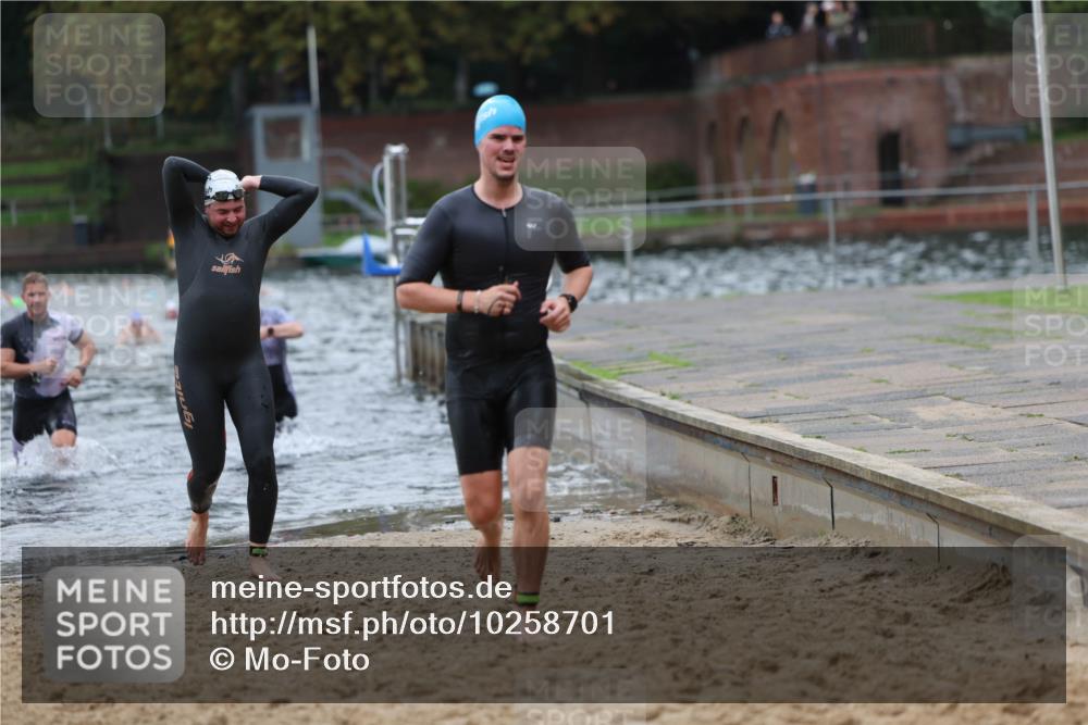 13.09.2026 - Stadtparktriathlon Mo-Foto http://msf.ph/oto/10258701 13.09.2026 11:54:12 Schwimmen 960, 961, 975, 1005, 1011, 1061 meine-sportfotos.de