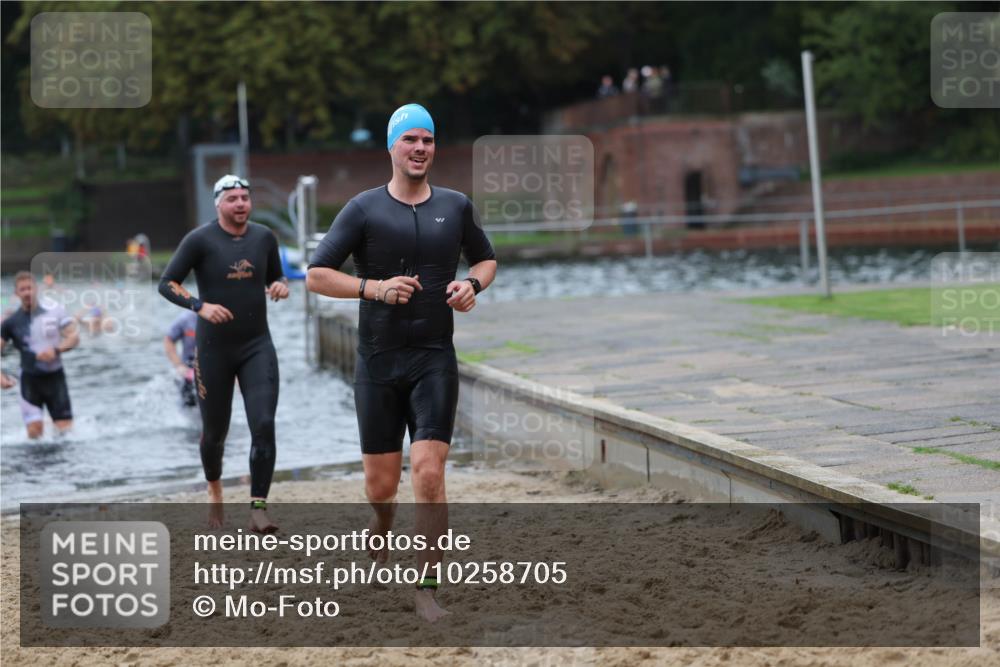 13.09.2026 - Stadtparktriathlon Mo-Foto http://msf.ph/oto/10258705 13.09.2026 11:54:13 Schwimmen 960, 961, 975, 1005, 1011, 1061 meine-sportfotos.de