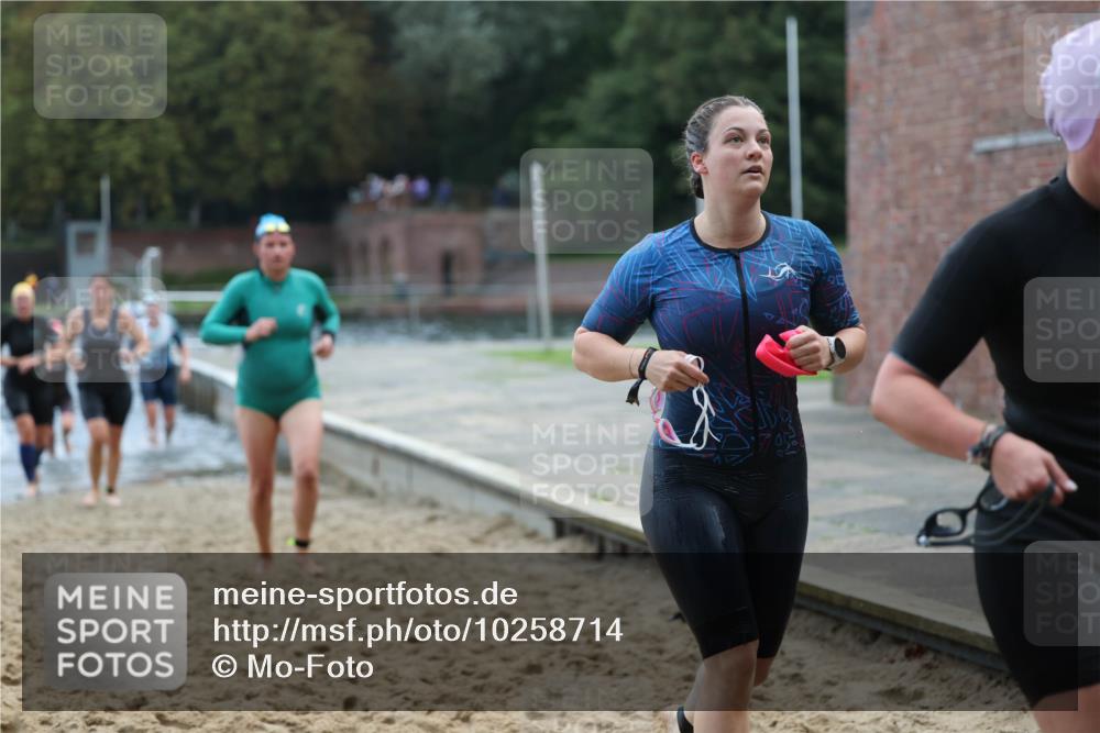 13.09.2026 - Stadtparktriathlon Mo-Foto http://msf.ph/oto/10258714 13.09.2026 11:13:47 Schwimmen 728, 737, 740, 741, 745, 748, 751, 757, 767, 805, 825, 828 meine-sportfotos.de