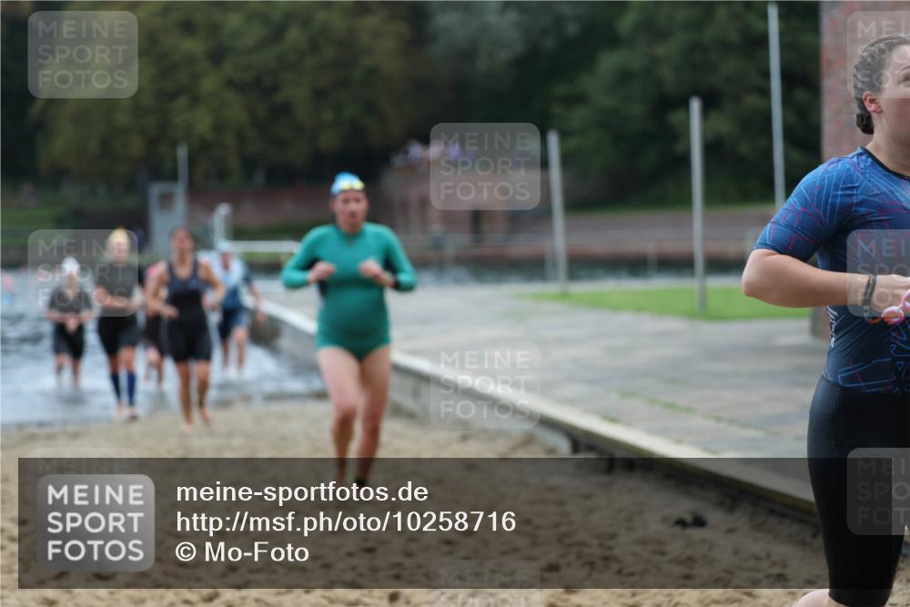 13.09.2026 - Stadtparktriathlon Mo-Foto http://msf.ph/oto/10258716 13.09.2026 11:13:47 Schwimmen 728, 737, 740, 741, 745, 748, 751, 757, 767, 805, 825, 828 meine-sportfotos.de
