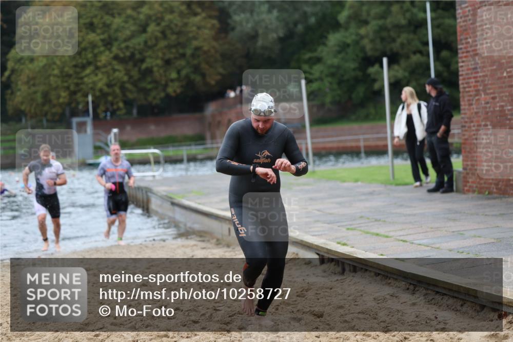 13.09.2026 - Stadtparktriathlon Mo-Foto http://msf.ph/oto/10258727 13.09.2026 11:54:15 Schwimmen 960, 975, 1005, 1011, 1061 meine-sportfotos.de