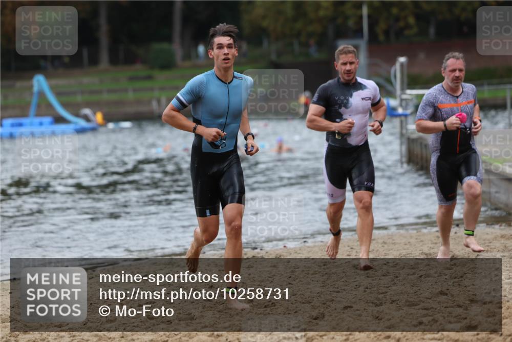 13.09.2026 - Stadtparktriathlon Mo-Foto http://msf.ph/oto/10258731 13.09.2026 11:54:17 Schwimmen 960, 975, 1005, 1011, 1061 meine-sportfotos.de