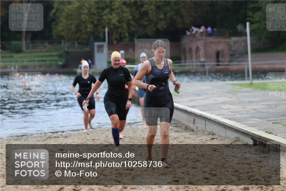 13.09.2026 - Stadtparktriathlon Mo-Foto http://msf.ph/oto/10258736 13.09.2026 11:13:51 Schwimmen 728, 745, 748, 751, 767, 828 meine-sportfotos.de