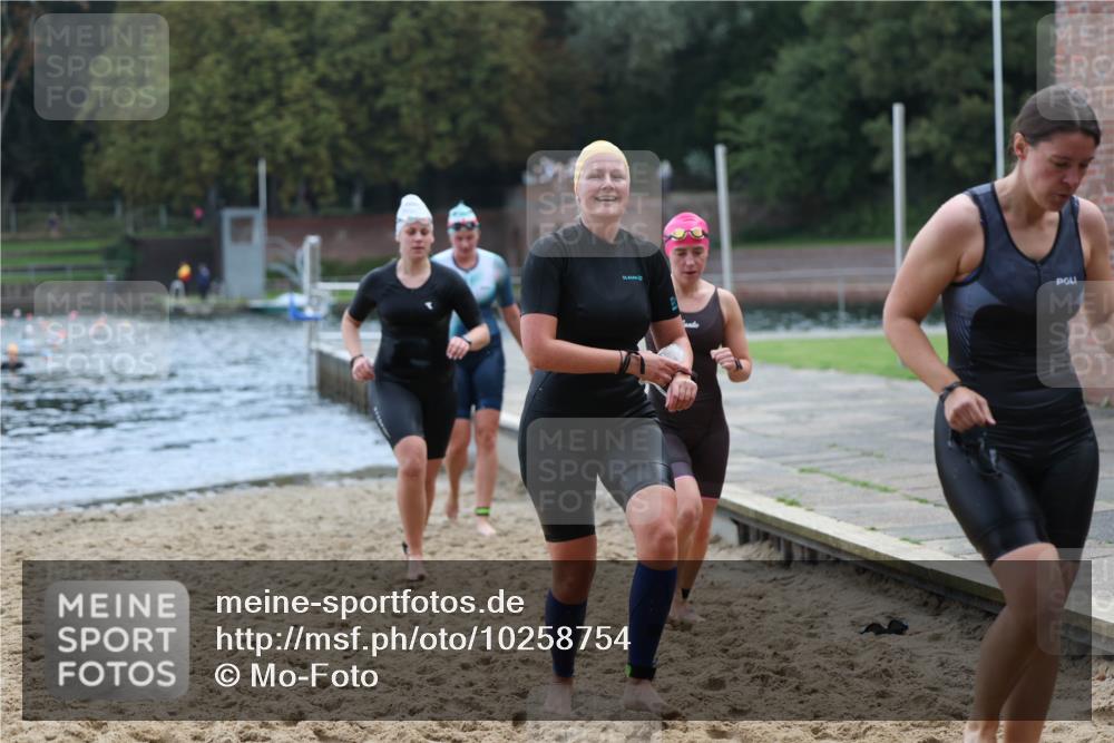 13.09.2026 - Stadtparktriathlon Mo-Foto http://msf.ph/oto/10258754 13.09.2026 11:13:53 Schwimmen 728, 745, 748, 751, 767, 828 meine-sportfotos.de