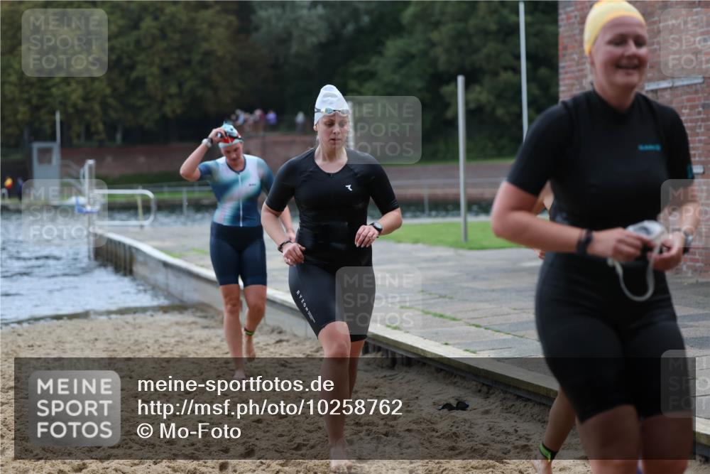 13.09.2026 - Stadtparktriathlon Mo-Foto http://msf.ph/oto/10258762 13.09.2026 11:13:55 Schwimmen 745, 748, 751, 767, 828 meine-sportfotos.de