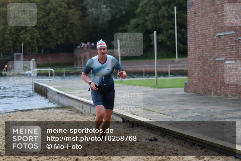 13.09.2026 - Stadtparktriathlon Mo-Foto http://msf.ph/oto/10258768 13.09.2026 11:13:56 Schwimmen 745, 748, 751, 767, 828 meine-sportfotos.de