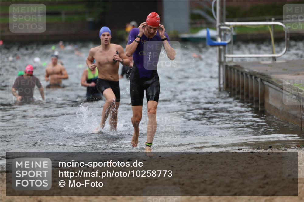 13.09.2026 - Stadtparktriathlon Mo-Foto http://msf.ph/oto/10258773 13.09.2026 11:54:35 Schwimmen 1000, 1006, 1021, 1068 meine-sportfotos.de