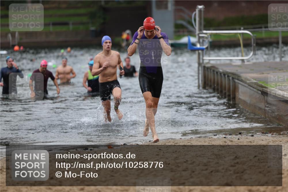 13.09.2026 - Stadtparktriathlon Mo-Foto http://msf.ph/oto/10258776 13.09.2026 11:54:35 Schwimmen 1000, 1006, 1021, 1068 meine-sportfotos.de
