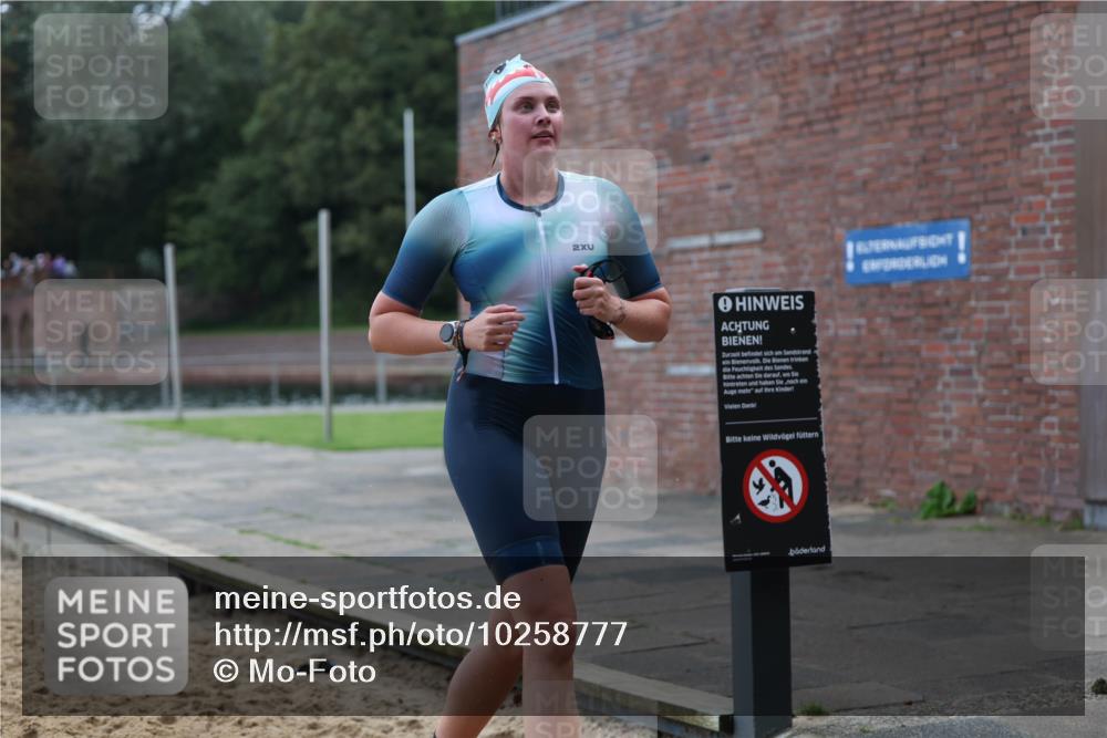 13.09.2026 - Stadtparktriathlon Mo-Foto http://msf.ph/oto/10258777 13.09.2026 11:13:58 Schwimmen 745, 748, 751 meine-sportfotos.de