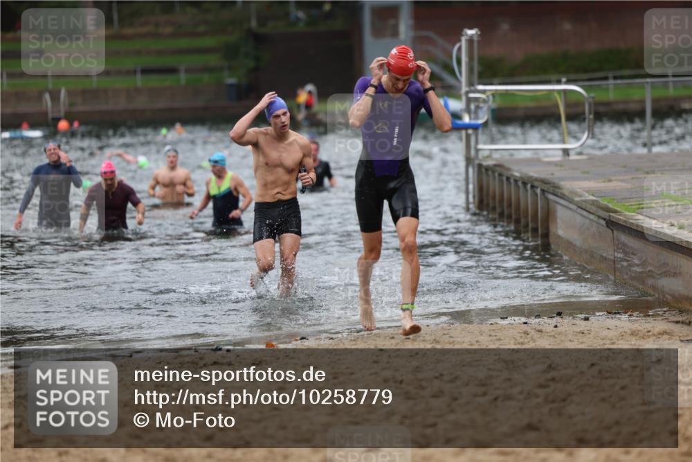 13.09.2026 - Stadtparktriathlon Mo-Foto http://msf.ph/oto/10258779 13.09.2026 11:54:35 Schwimmen 1000, 1006, 1021, 1068 meine-sportfotos.de
