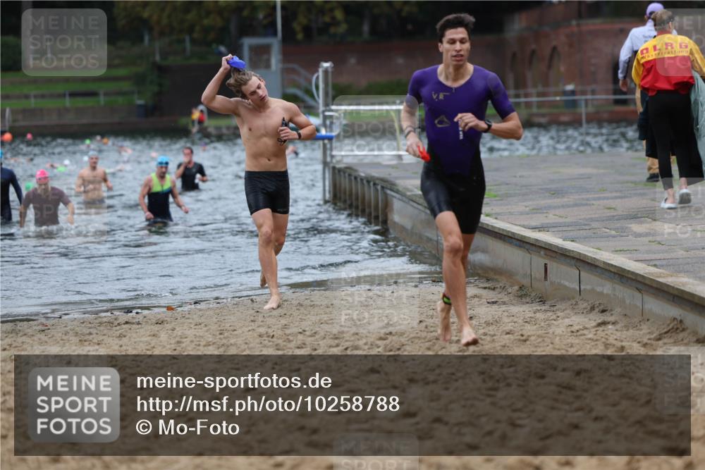 13.09.2026 - Stadtparktriathlon Mo-Foto http://msf.ph/oto/10258788 13.09.2026 11:54:37 Schwimmen 1000, 1006, 1021, 1068 meine-sportfotos.de