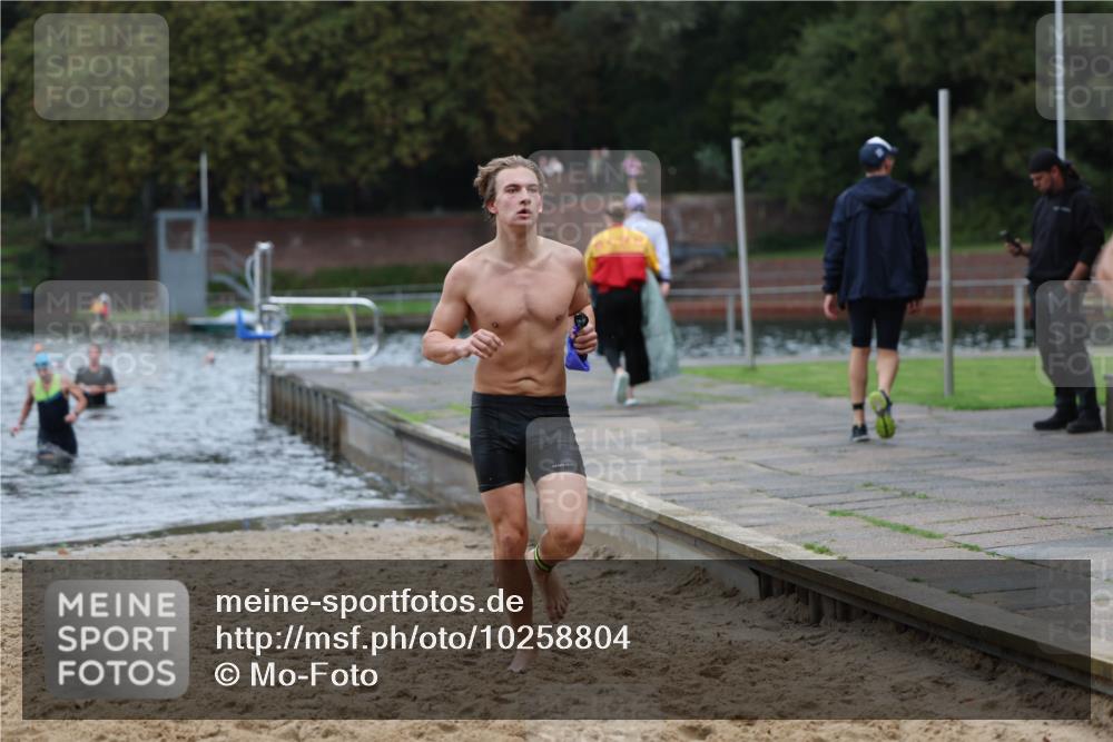 13.09.2026 - Stadtparktriathlon Mo-Foto http://msf.ph/oto/10258804 13.09.2026 11:54:39 Schwimmen 983, 1000, 1006, 1016, 1021, 1068 meine-sportfotos.de